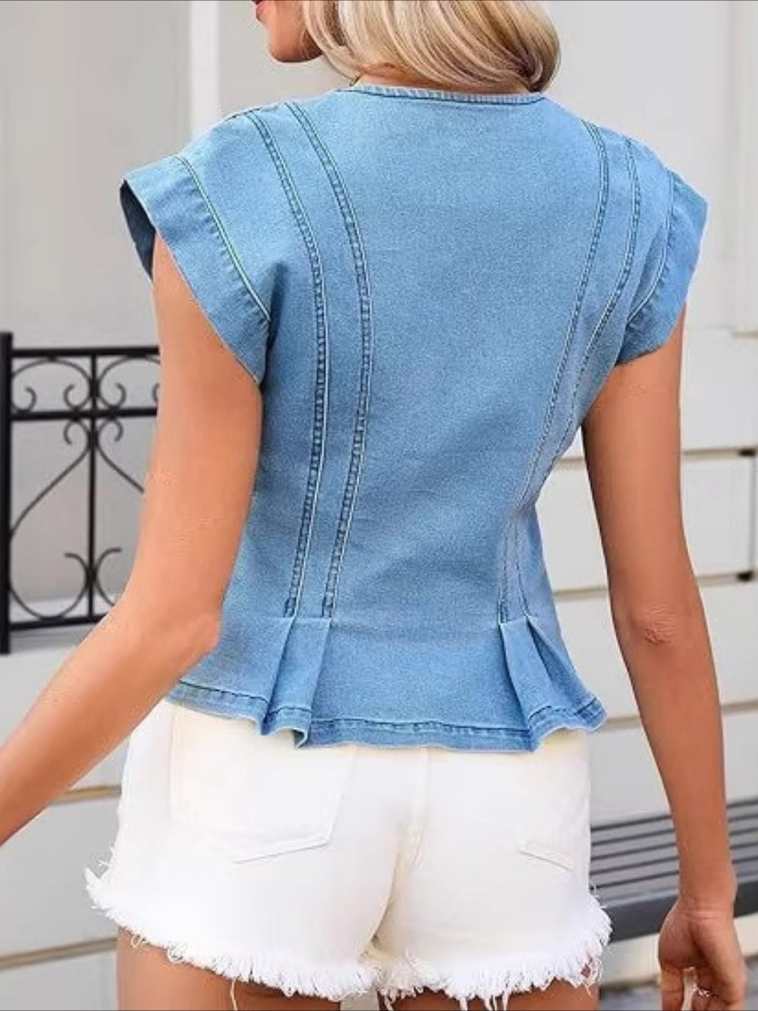 Viera | Top z denimu s výstřihem do V