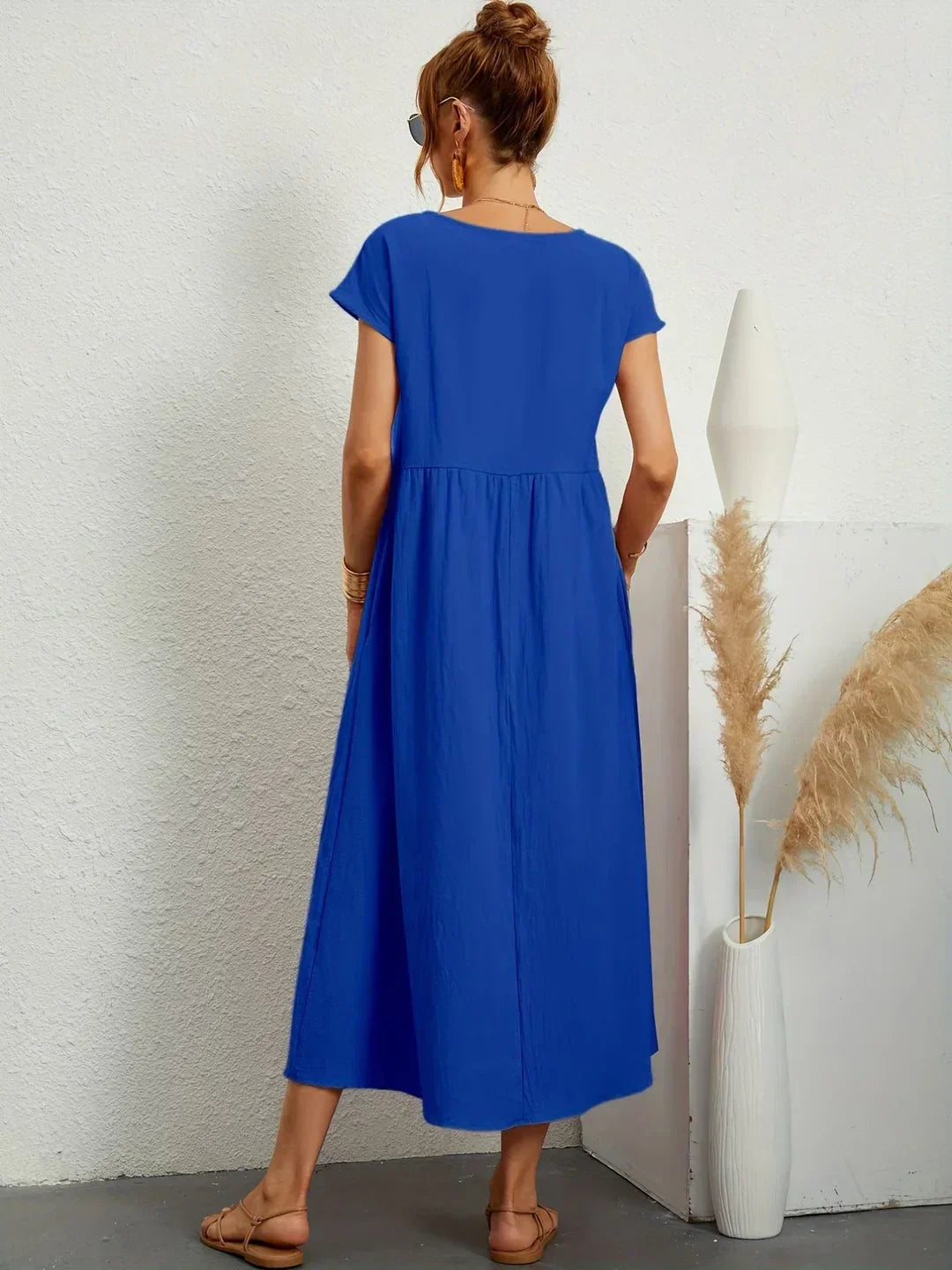 Gabrielle™ — Midi šaty s nadčasovou elegancí