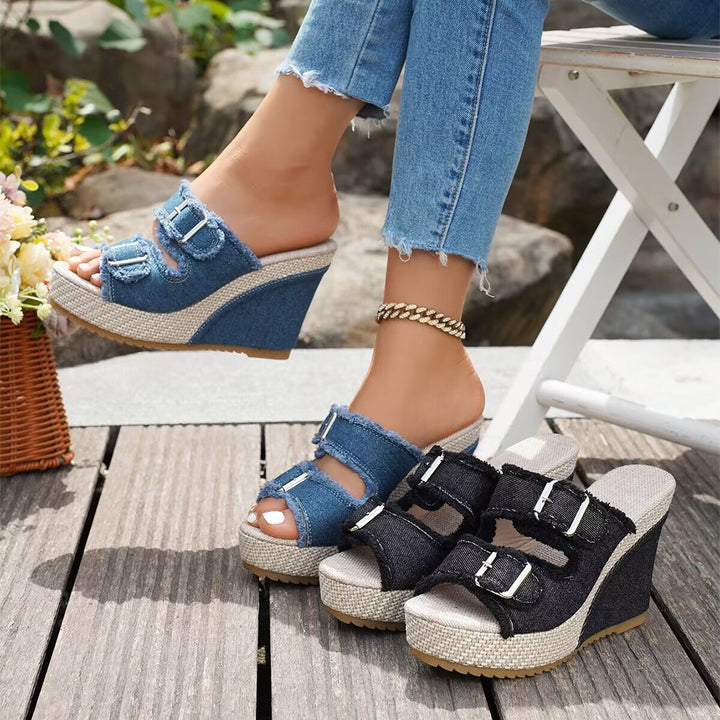 Atelier | Sandály na klínu s frayed okrajem