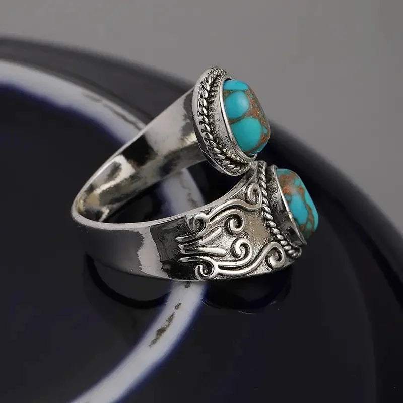 Elegantní vintage prsten s křížem z tyrkysu