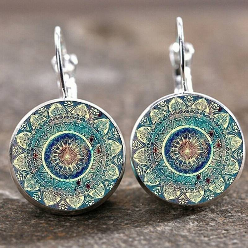 Vintage zaoblené náušnice Mandala